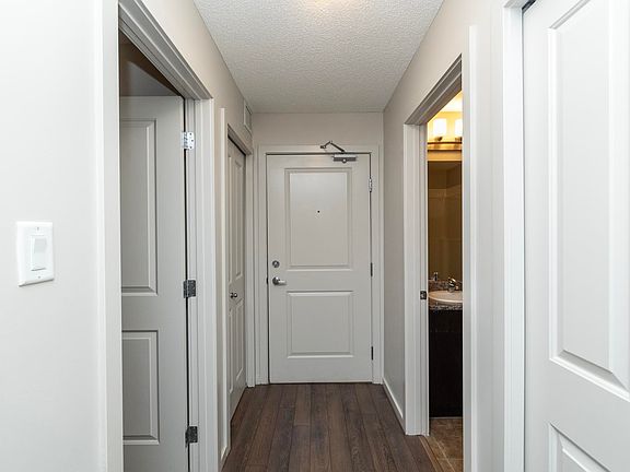 4th image of 390 Windermere Rd NW #134