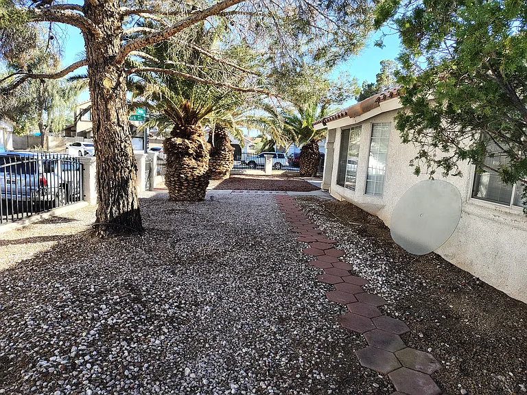 5408 Moonstruck Ave — Photo 25