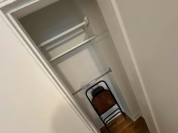 140-21 Burden Crescent image 17 of 30