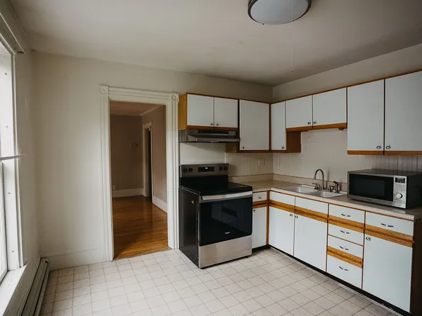287 Ohio St #2, Bangor, ME 04401