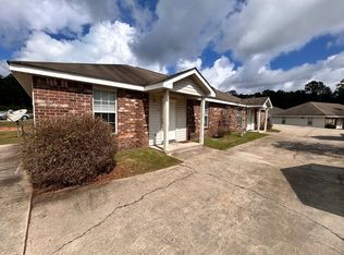 189 N Wind Ridge Ln APT A, Purvis, MS 39475