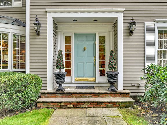 20 Thankful Bradley Road