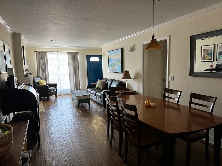 709 Eardley Ave — Photo 6