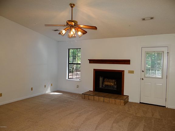 2nd image of 16 Ashley Drive