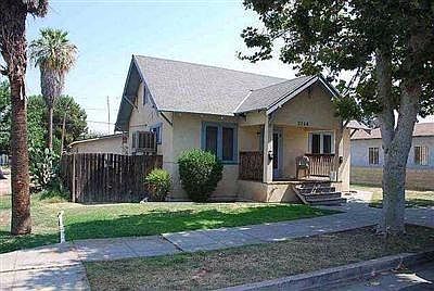 2nd image of 2226 Tulare St