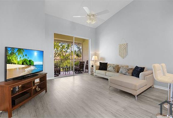 3rd image of 4247 Liron Ave APT 201