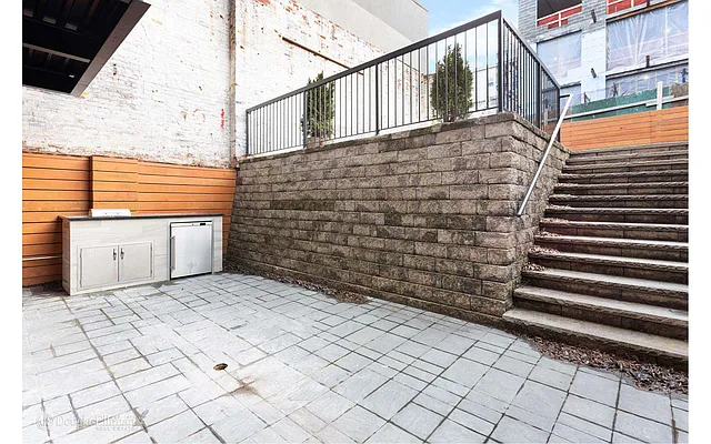 Sold by Douglas Elliman | media 20