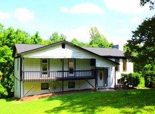 3296 Kittering Ln, Winston Salem, NC 27105