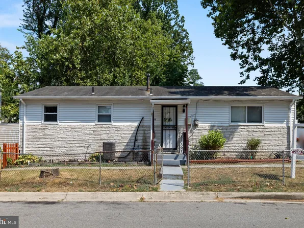 4910 Emo St, Capitol Heights, MD 20743