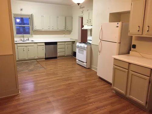 Large Kitchen - 671 Independence Ave N #1