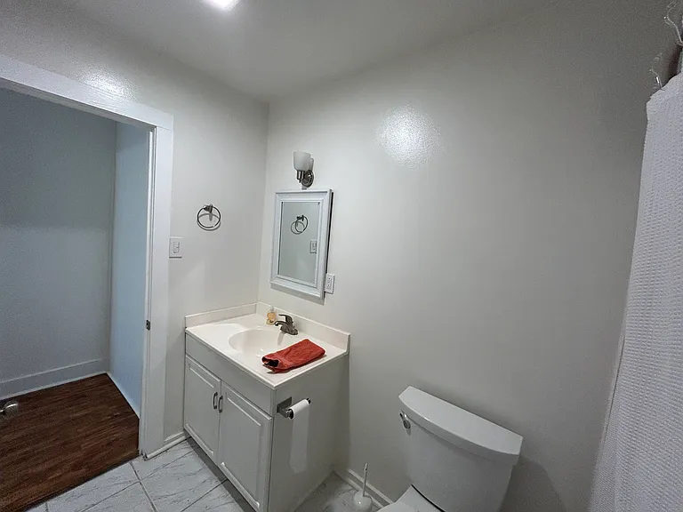 4810 Annunciation St — Photo 9