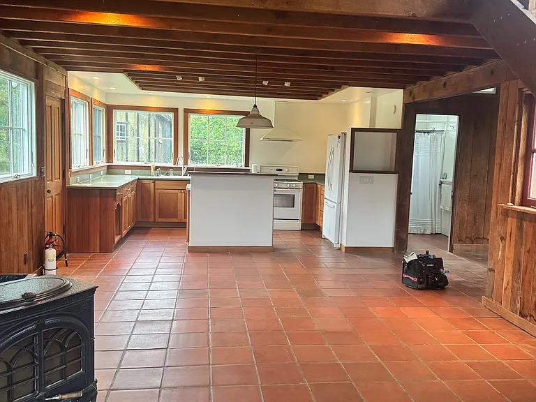 415 Evergreen Rd — Photo 9