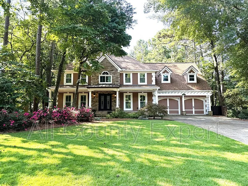 4 bed, 3.5 bath, 2847 sqft, $3,795 — Photo 2