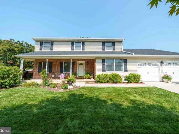 2410 Calf Run Dr, Wilmington, DE 19808