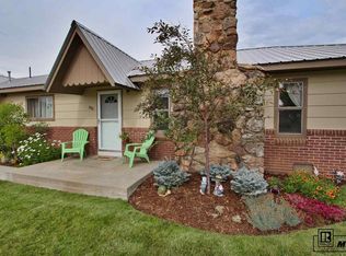 705 Lillian Ln, Oak Creek, CO 80467