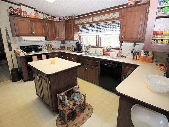 5th image of 1715 Clear Meadow Dr