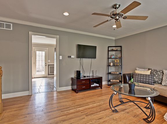 5th image of 20465 W Isola Ave