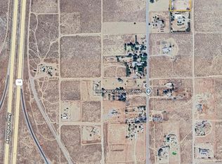 9485 Elberta St, Mojave, CA 93501