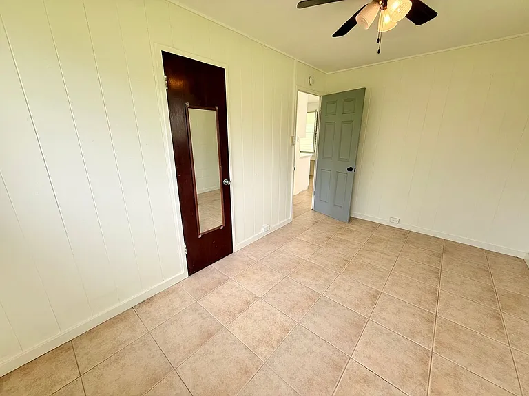 50 Loha St — Photo 3