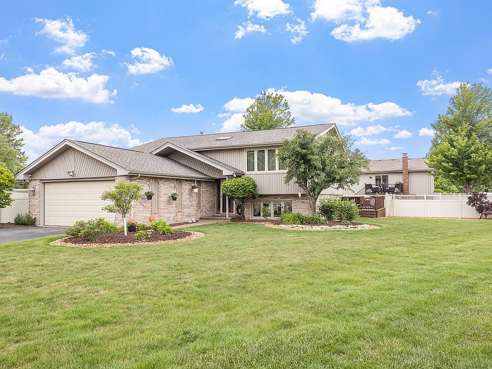 2nd image of 13641 W Ironwood Cir