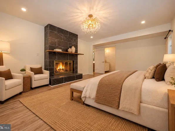 533 Pugh Rd, Strafford, PA 19087