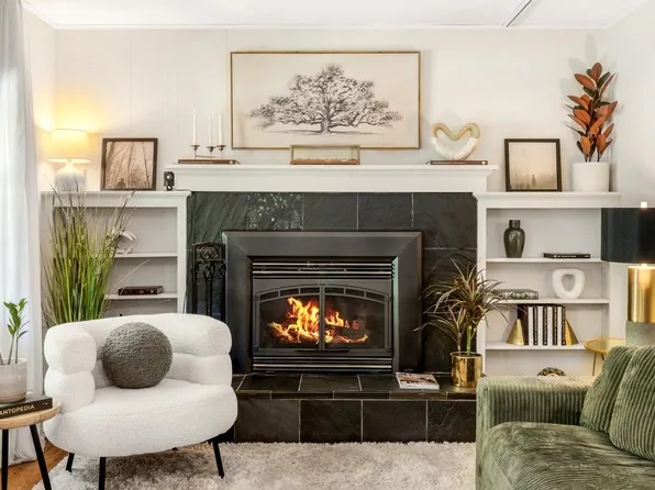 721 East Wabash AVENUE, Waukesha, WI 53186