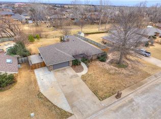 4513 Skytrail Ct, Yukon, OK 73099