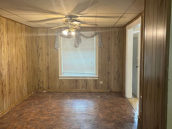 2nd image of 110 Beatrice Ave