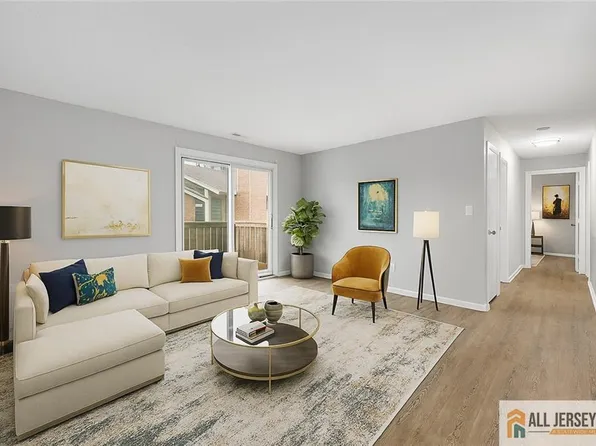 2415 Ravens Crest Dr, Plainsboro, NJ 08536