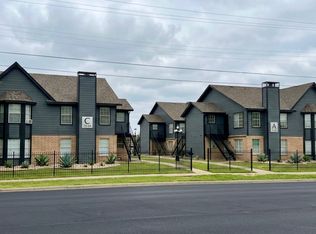 320 S Center St #102, Grand Prairie, TX 75051