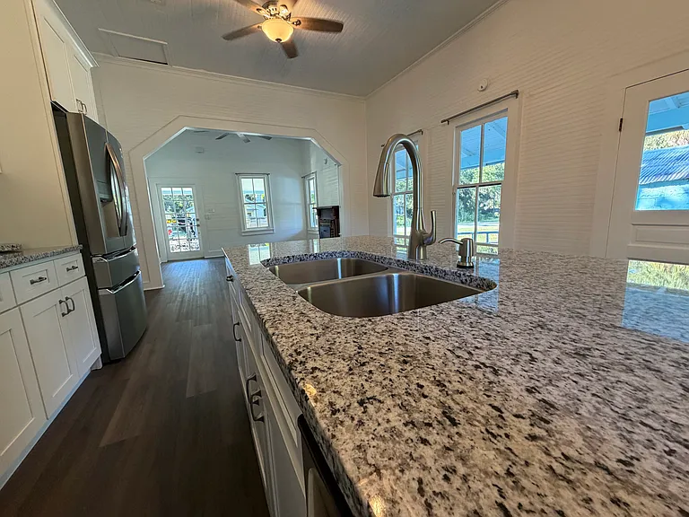 16650 SW 134th Ave — Photo 3