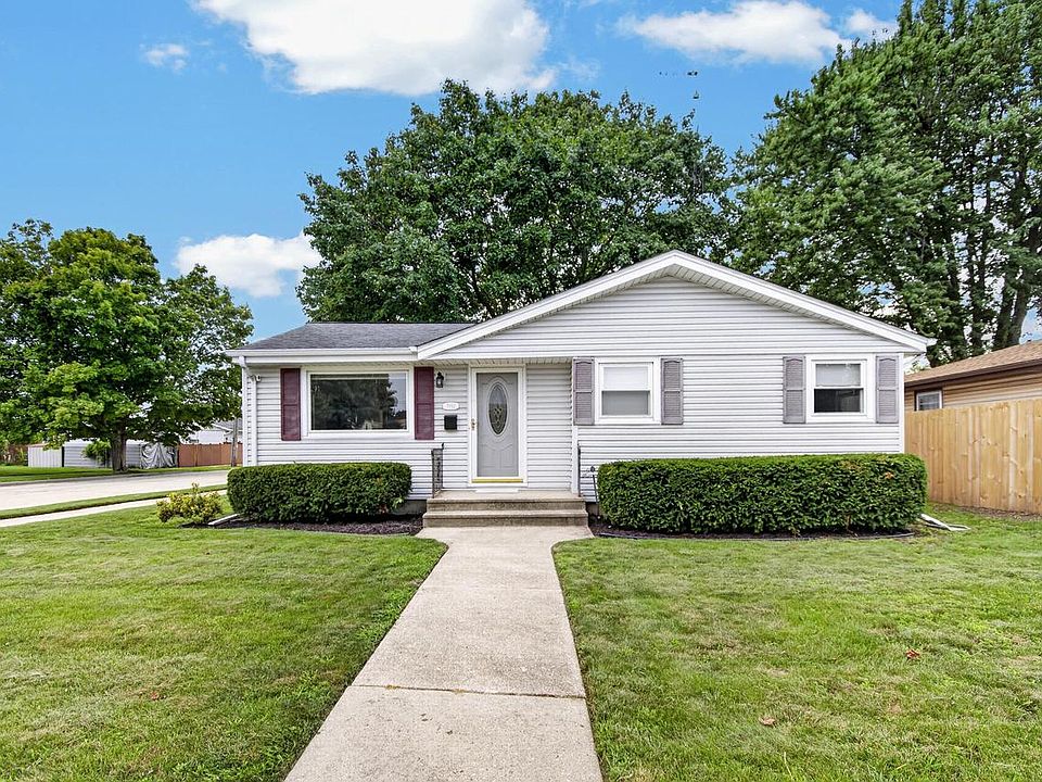 1st image of 7852 32nd AVENUE