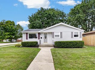 7852 32nd Ave, Kenosha, WI 53142