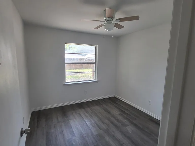 133 Baron Pl — Photo 4