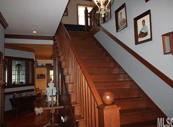 3rd image of 18 Leisure Ln