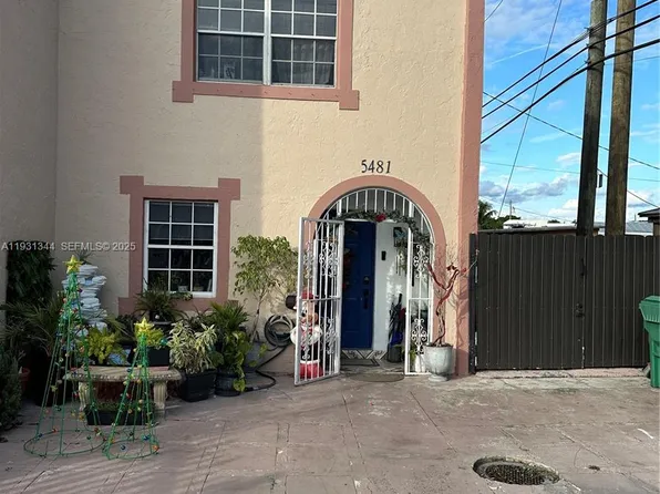 5481 NW 171st Ter, Opa Locka, FL 33055