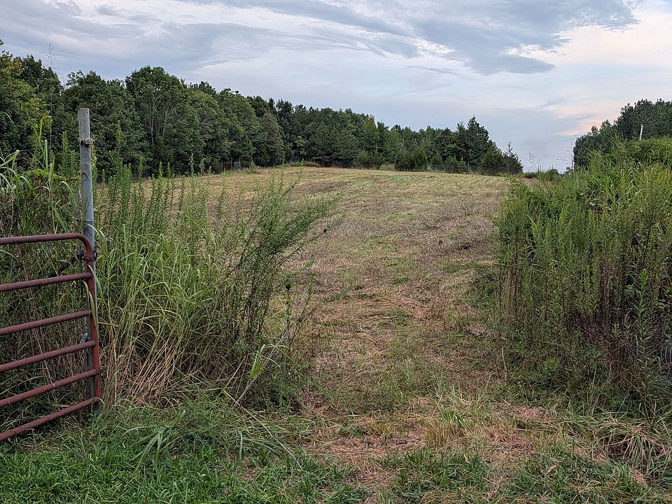 2nd image of 35 Long Acre Rd