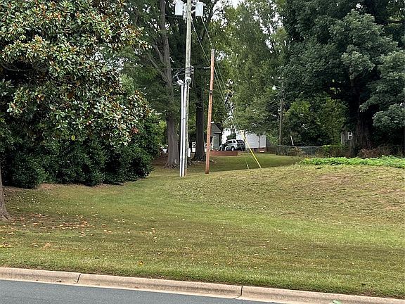 2nd image of 0 E Martin Luther King Jr Ave