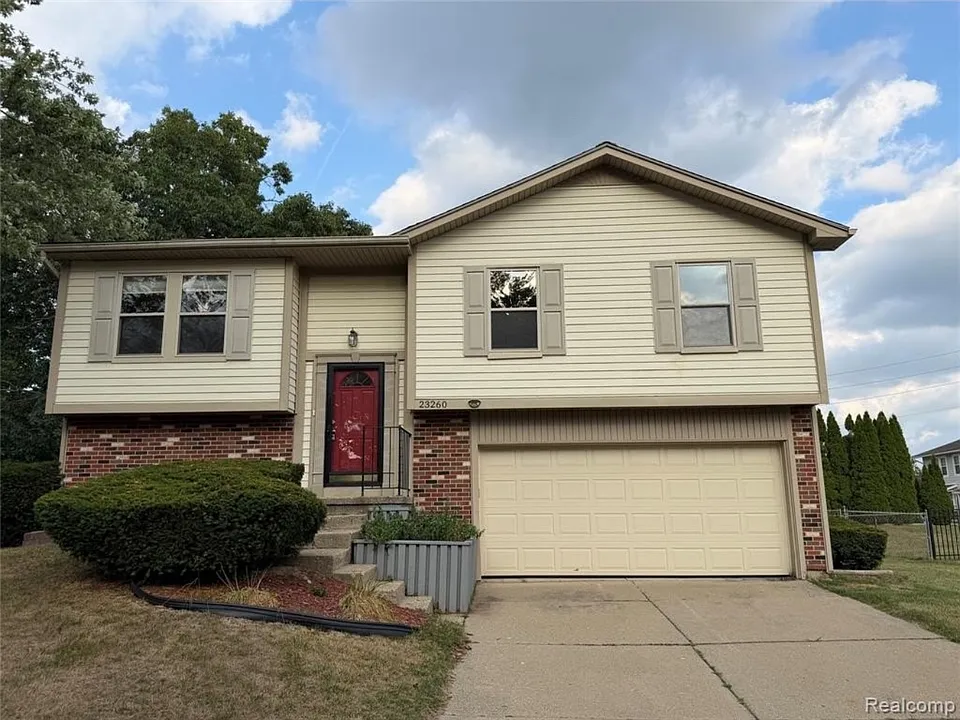 23260 Cranbrooke Dr