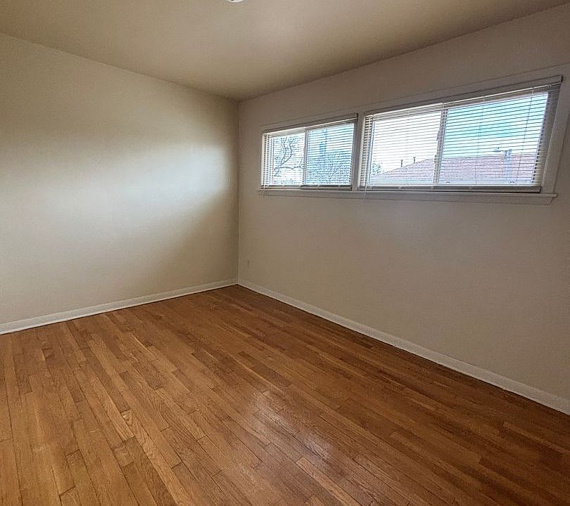 1st image of 3722 N 76th St #10