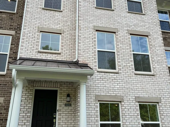 13733 Gatsby Dr #403, Fishers, IN 46038