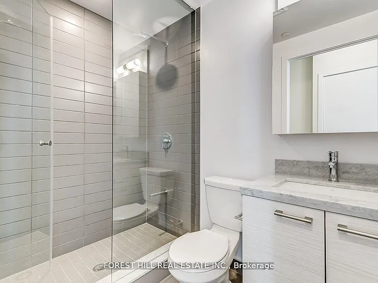 2221 Yonge St #5602 — Photo 6
