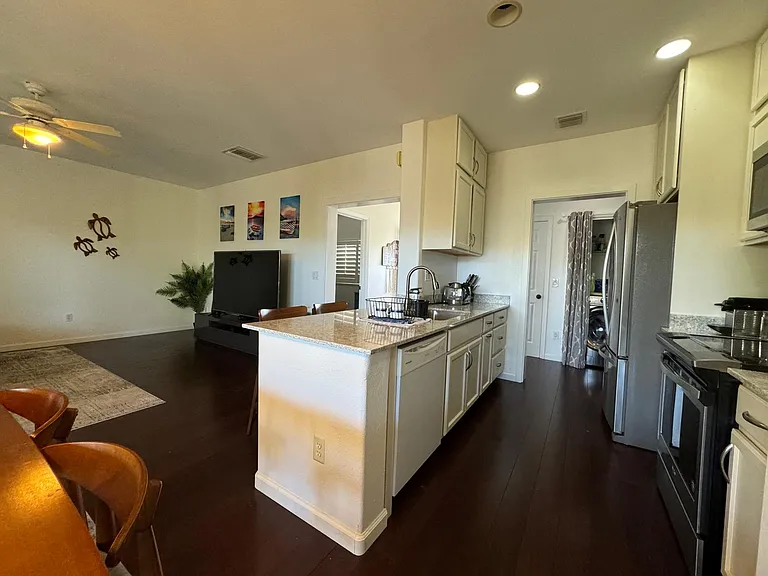 92-1214 Olani St #UPSTAIRS — Photo 24