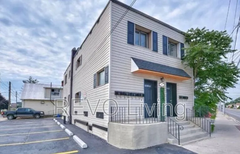 292 Welland Ave #AVE1 — Photo 6