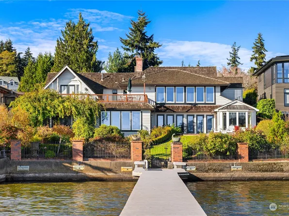 16520 Shore Drive NE, Lake Forest Park, WA 98155