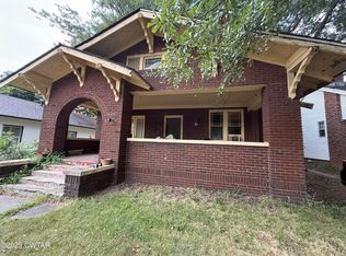 137 Arlington Ave, Jackson, TN 38301