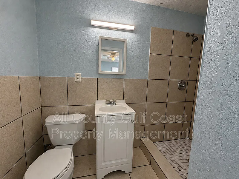1 bed, 1.0 bath, 500 sqft, $1,000 — Photo 3