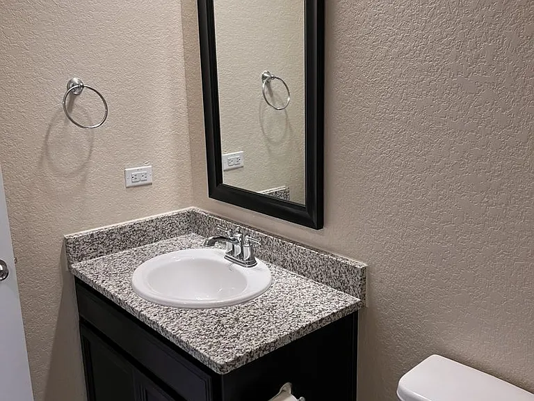 10215 High Noon Dr — Photo 34
