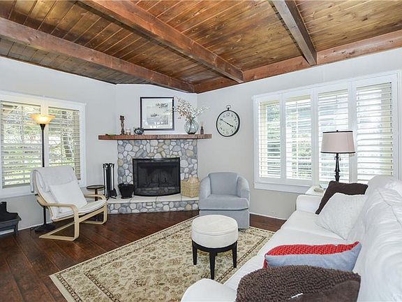 4th image of 27775 Alpen Dr