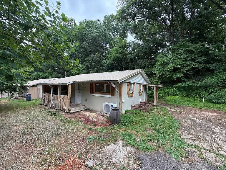 1654 N Double Springs Rd — Photo 7